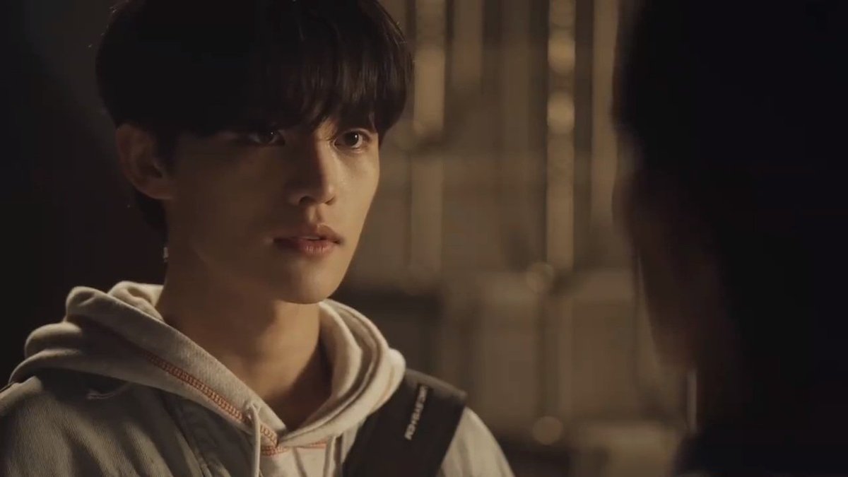 Hemi_war's tweet photo. جميل جدا...

#LoveClass2ep8 https://t.co/BePnA6shvd