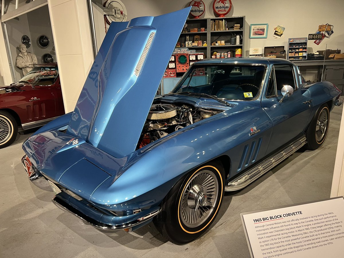 AndrePerezSLCC's tweet image. Visiting the National Corvette Museum in Bowling Green, KY