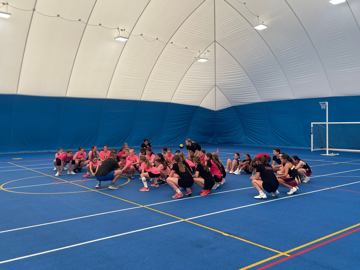 HealanVikki's tweet photo. Back with a bang💥   First session with our professional Strength &amp; Conditioning Coach. The girls loved it 🥰 https://t.co/GArNt7pav7