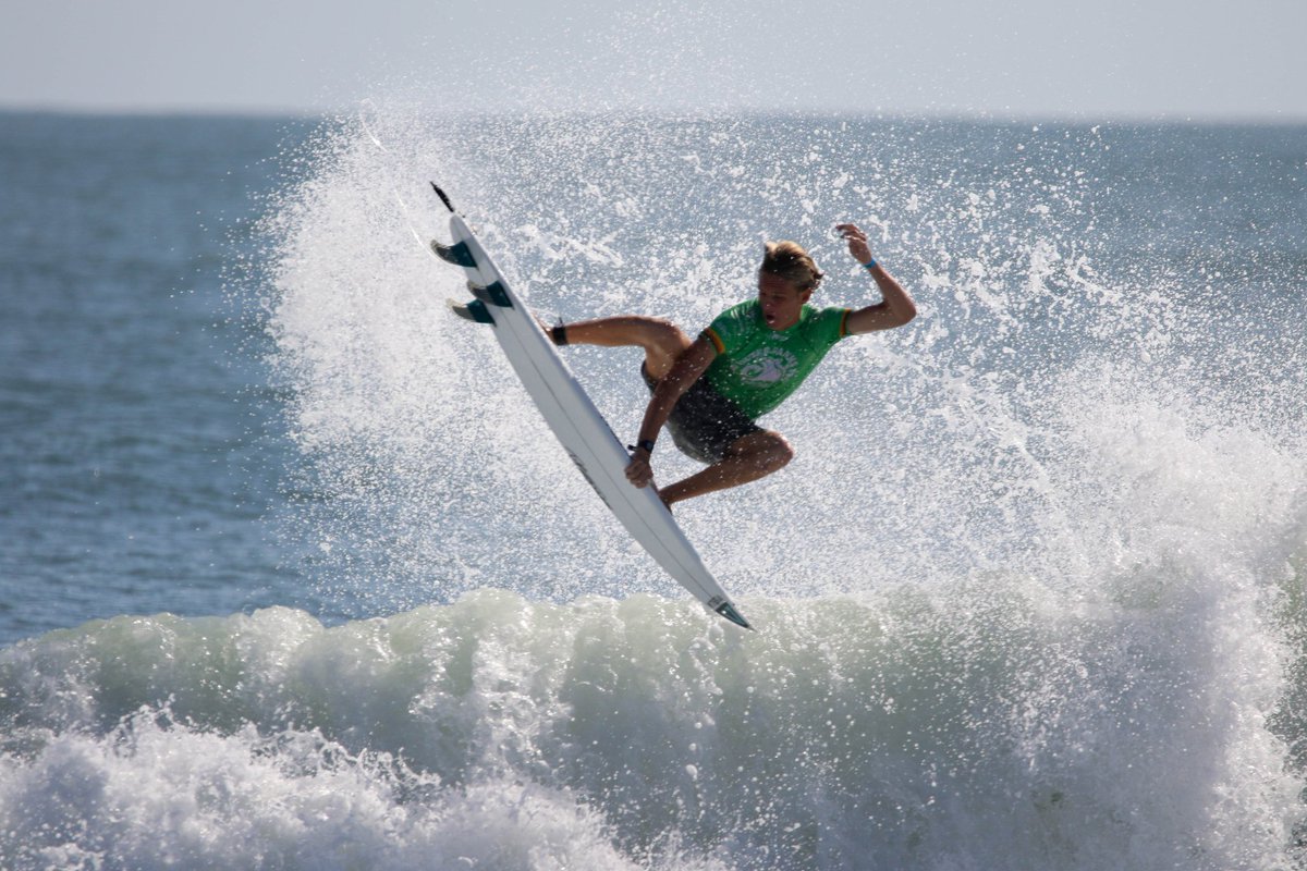 Sam Reidy se dejó el tercer lugar del Outer Banks Pro, evento QS 1000 y se subió al podio en Carolina del Norte. 

Anthony Fillingim finalizó en la quinta posición, llegando hasta las semifinales con un gran rendimiento durante estos días en Estados Unidos.