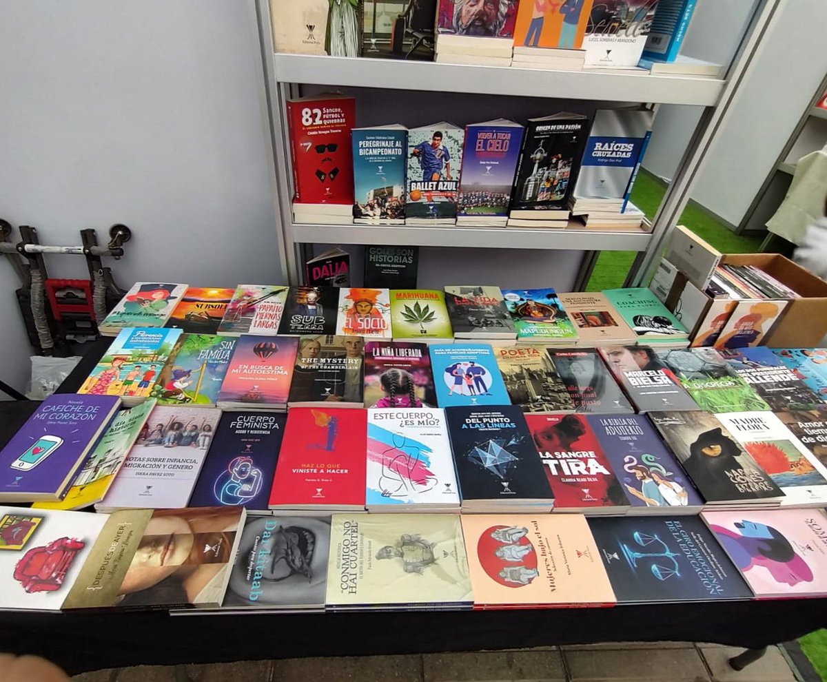 ForjaEd's tweet photo. Seguimos con todo en la Feria Internacional del Libro Memoria, Futuro y Derechos Humanos de Recoleta! Ven a visitarnos hasta el 9 de septiembre en el stand 4, te esperamos!!
📍Zócalo @Muni_Recoleta https://t.co/TrQgKKjyfm