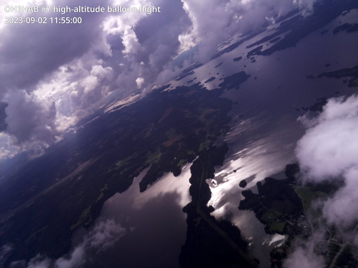 mikaelnou's tweet photo. Some seriously beautiful photos taken by the flight's @projecthorus Wenet image transmitter. The transmitter is a #RaspberryPi Zero with a @uputronics LoRa HAT (in 2FSK mode!), a RasPi v2 camera and a GPS dongle.

#hamradio #hamr #hab #AmateurRadio #wenet #projecthorus #horus https://t.co/7VP92LMJTJ