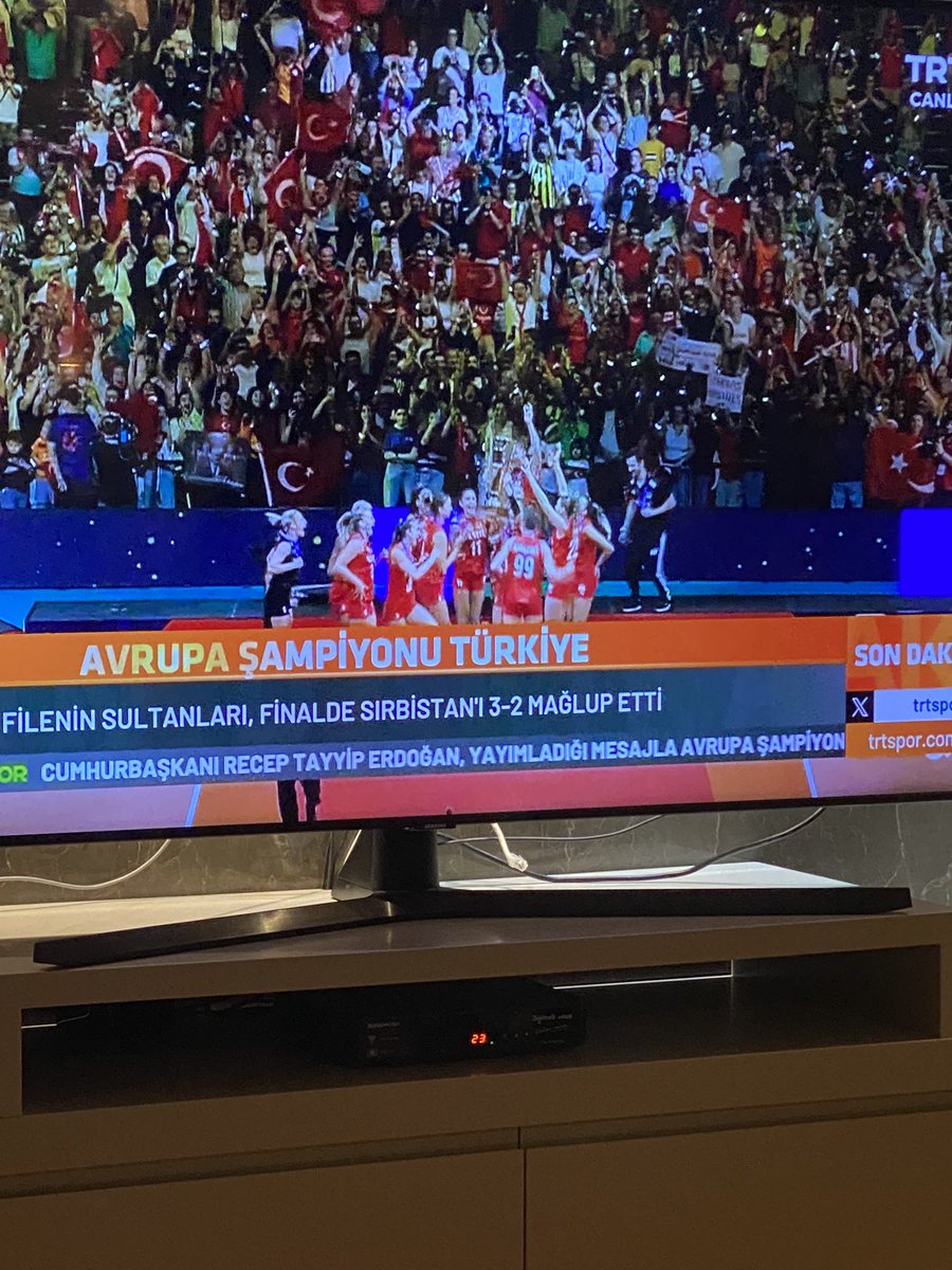 Helal olsun size Cumhuriyet Kadınları 🇹🇷#FileninSultanlari