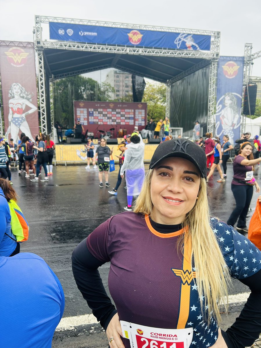 CarlytaPinudo's tweet photo. Corrida da Mulher Maravilha! 🏅 https://t.co/DDOkpDLiea