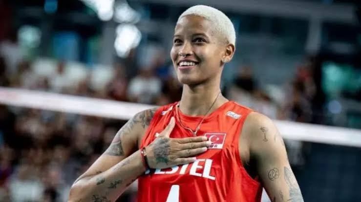 "TÜRK'LÜK" KANIMIZDA VAR ❤️ #MelissaVargas