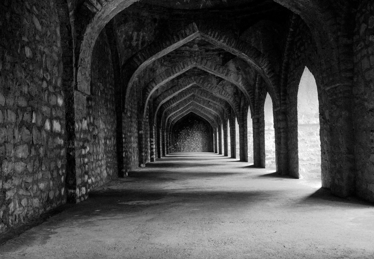 Mandu - An Architectural Paradise

#mandu #mandav #mandumadhyapradesh #mptourism #mpheritage #mptourismindia #architecture_hunter #architecturelovers #architecturephotography #architecture #architecturedaily #nilbatteysannata #afzalkhanphotography #indiapictures #india_clicks