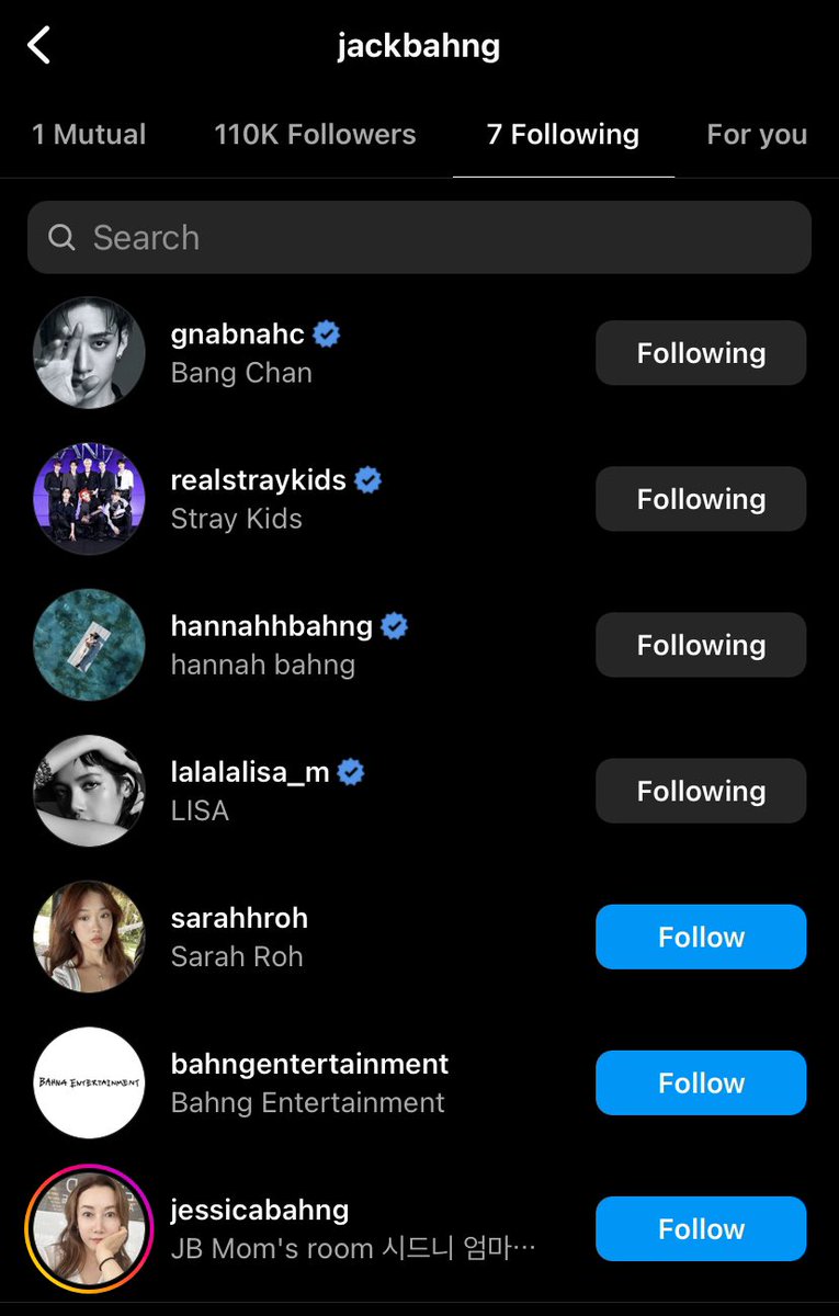yet1ng's tweet photo. bangchan father is following lisa👀👀 https://t.co/KxgAkLbSPY