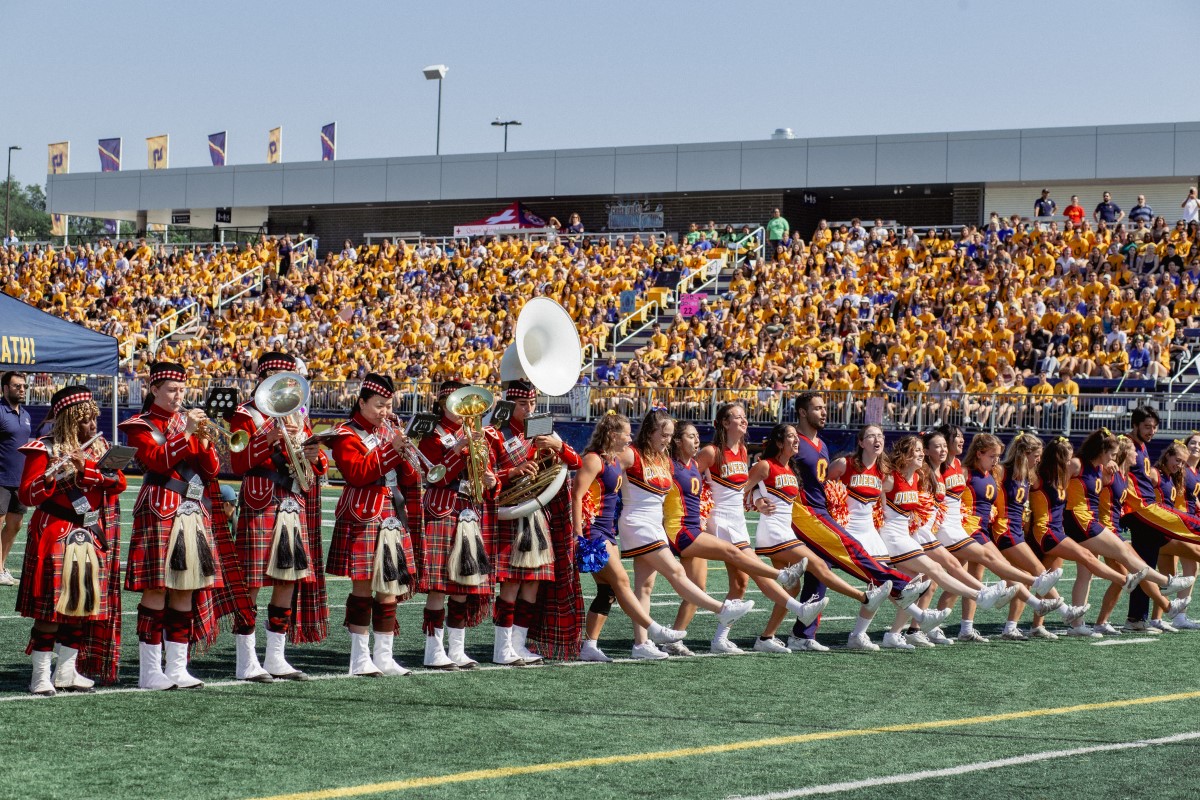 queensu tweet picture