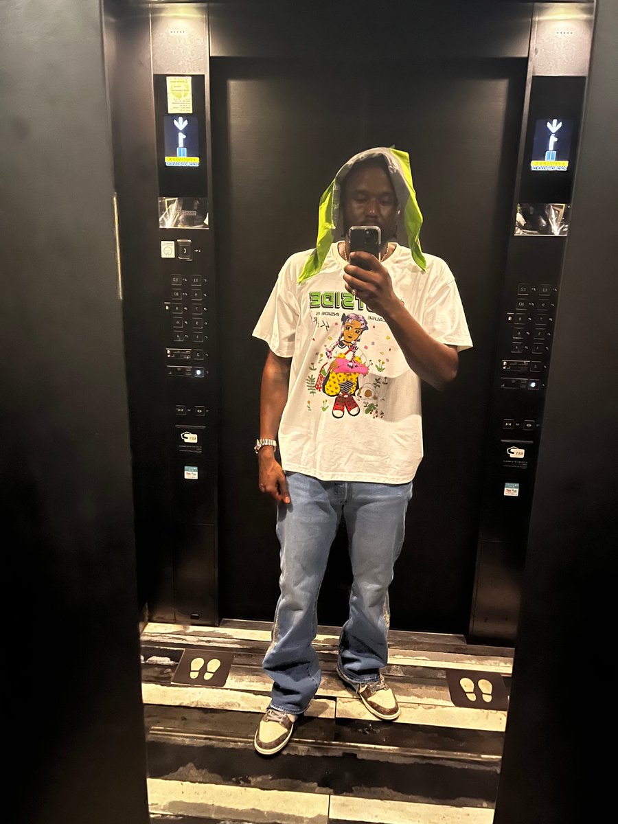 AsapTwelvyy's tweet photo. LIVIN MY DREAM BUT I AINT SLEEP SINCE LAST THURSDAY https://t.co/NEGoGiqwPt
