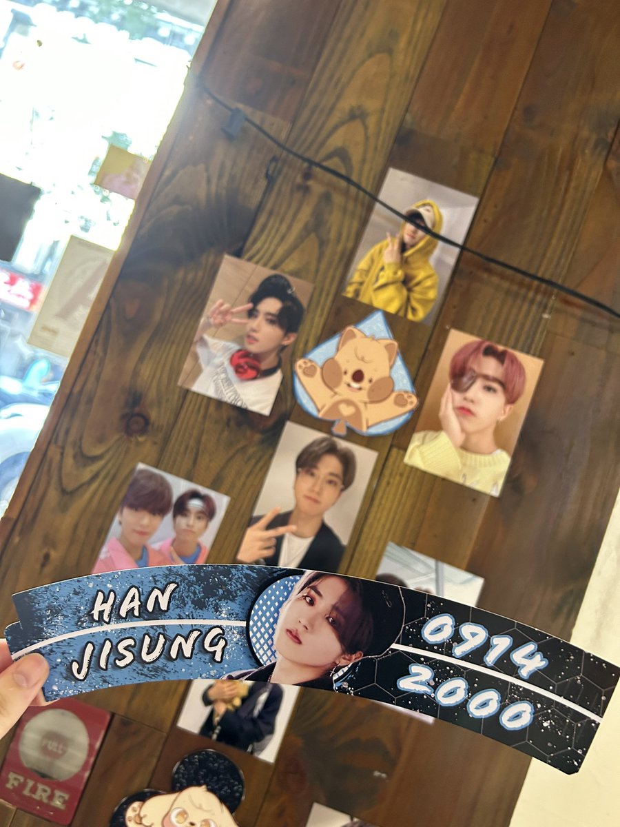 MoonKeyCafe's tweet image. This weekend was tons of fun, thanks everyone who came out~! 💛

Time to start prepping for our Bang Chan / Lee Know event Oct 7-8~! 🐺🐰 ☀️🌙