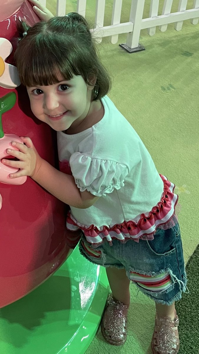 MissHollyKnott's tweet photo. Thanking God for her precious life as she officially turns 3 today!  Happy Birthday Heidi Madelyn Knott! We adore you, baby doll! #heidimadelynknott #3yearsold https://t.co/V2MPb5tZVA
