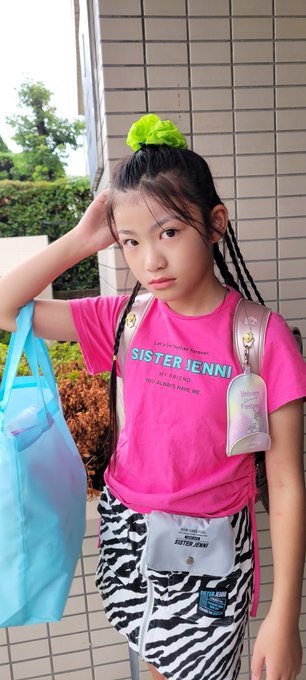 Twitterのコスプレ画像6