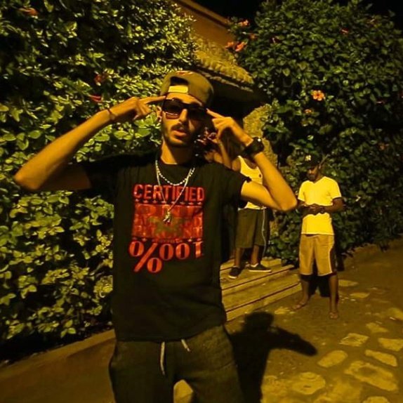 smaelsmiley's tweet photo. #NouvellePhotoDeProfil https://t.co/aEhJPFOGSu