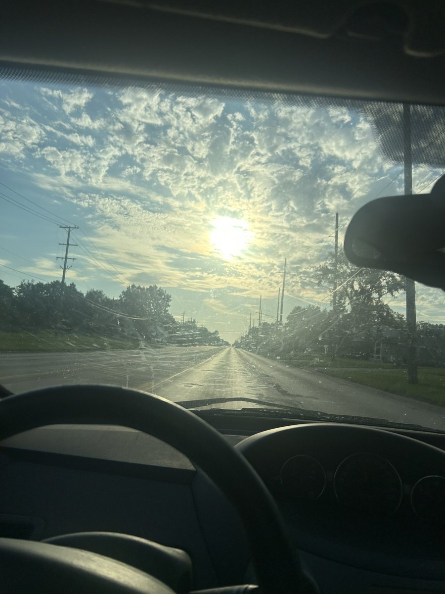 payismyinitials's tweet photo. Brightness is everything and everywhere especially the soul and spirits and  skies of man-Phernandez Anthony Yates https://t.co/5uK1fxbvJb