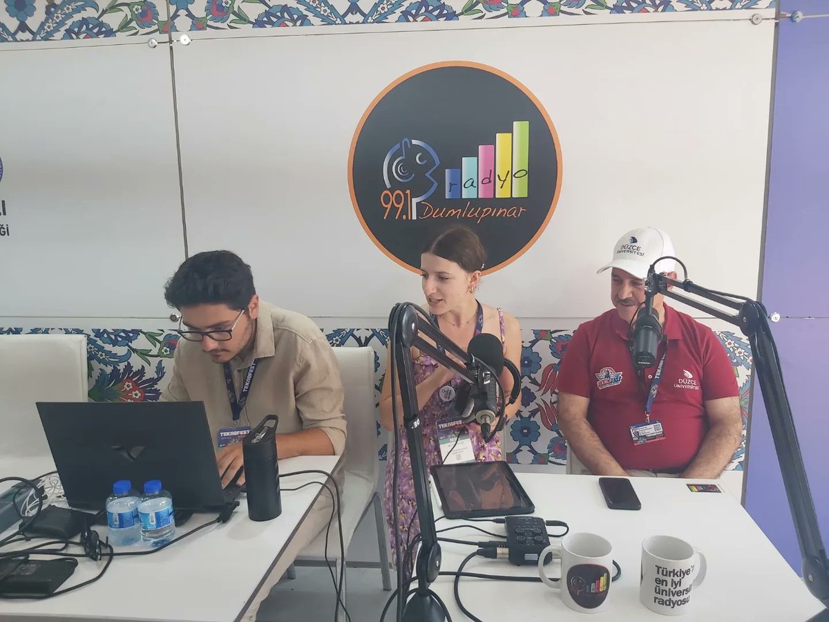 Prof. Dr. Nedim Sözbir (@sozbirnedim) on Twitter photo #Teknofest Ankara programımız kapsamında #Kütahya Dumlupınar Üniversitesi'ne ziyarette bulunduk. Ziyaretimiz esnasında Radyo Dumlupınar'ın (99.1) canlı yayın konuğu olduk. <a href="/universitemdpu/">Kütahya Dumlupınar Üniversitesi</a> <a href="/RadyoDumlupinar/">Radyo Dumlupınar</a> #Teknofest Ankara programımız kapsamında #Kütahya Dumlupınar Üniversitesi'ne ziyarette bulunduk. Ziyaretimiz esnasında Radyo Dumlupınar'ın (99.1) canlı yayın konuğu olduk. <a href="/universitemdpu/">Kütahya Dumlupınar Üniversitesi</a> <a href="/RadyoDumlupinar/">Radyo Dumlupınar</a>