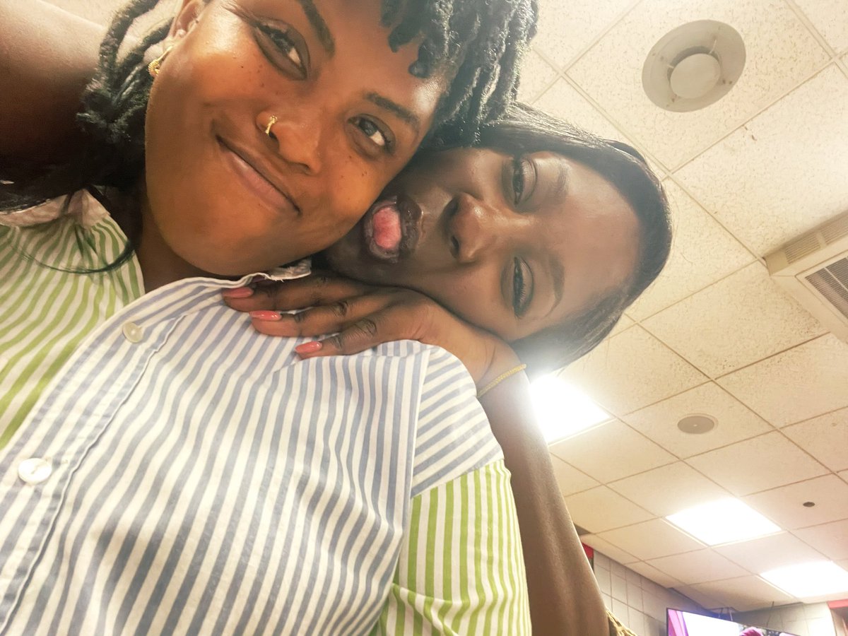 GoGinaMarie's tweet photo. 👋🏾 https://t.co/6ASKMNSBLV