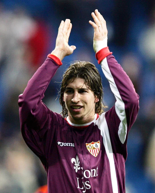 asistkolikk's tweet photo. Galatasarayla'da adı geçen Sergio Ramos, 18 yıl sonra eski takımı Sevilla'da.
.

Pulgar Sergio Ramos #Vecinoİstemiyoruz Pogba Torreira Pulgar Casemiro Burası Galatasaray Dzeko Yönetim #Göztepe #FenereOperasyonVAR Guidetti #AnkaradaKaraGece McKennie Lazio Nino Fenerbahçe Beşiktaş https://t.co/mt6VqBmN76
