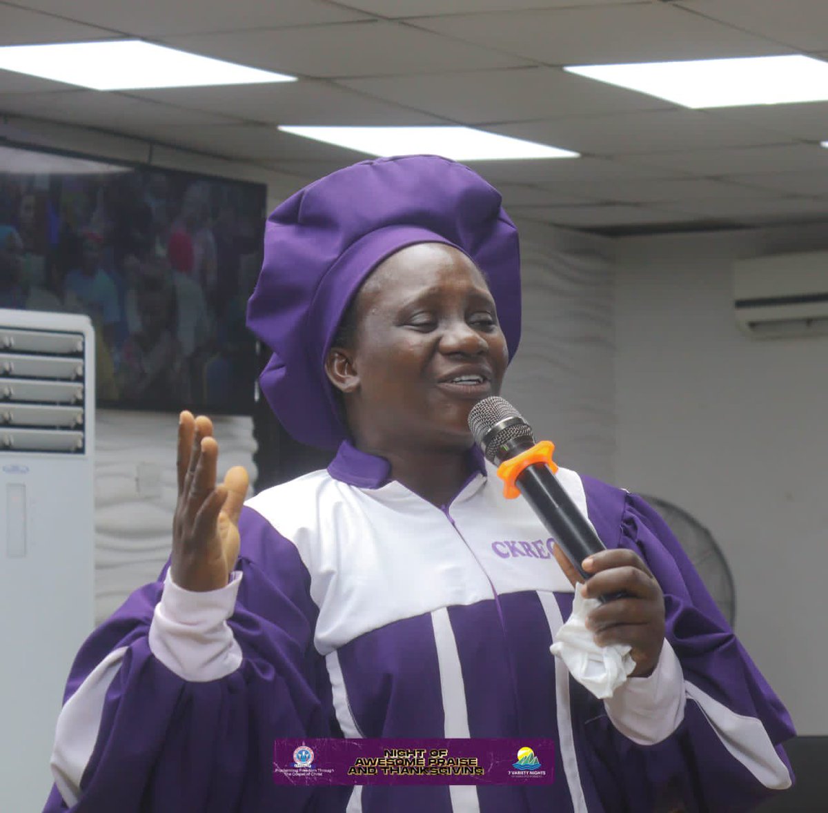 CKREGLOM1's tweet image. “Seeking his presence, finding his grace. A divine journey of prayer and worship”

#7varietynights
#signsandwonders
#17thedition
#CKREGLOM