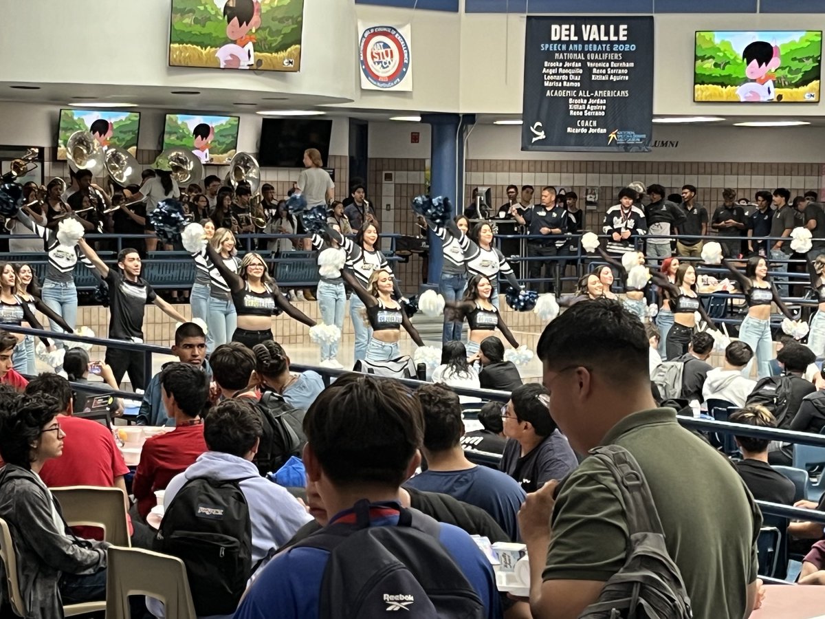 First morning Pep Rally for 23-24!!! Only ⁦<a href="/DVHSYISD/">Del Valle HighSchool</a>⁩ #OFOD
