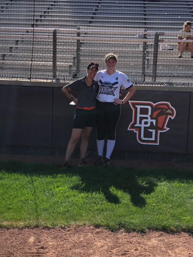 MaddieSimmerman's tweet photo. I'm glad to be back working out with @BGSUSoftball! Thank you for a great camp and invite! Loved working with this staff and all the girls. Thank you, @CoachFentonBG &amp; @CoachErinn, for all the feedback! 

#collegesoftball #GoFalcons https://t.co/sYcqdlArO9