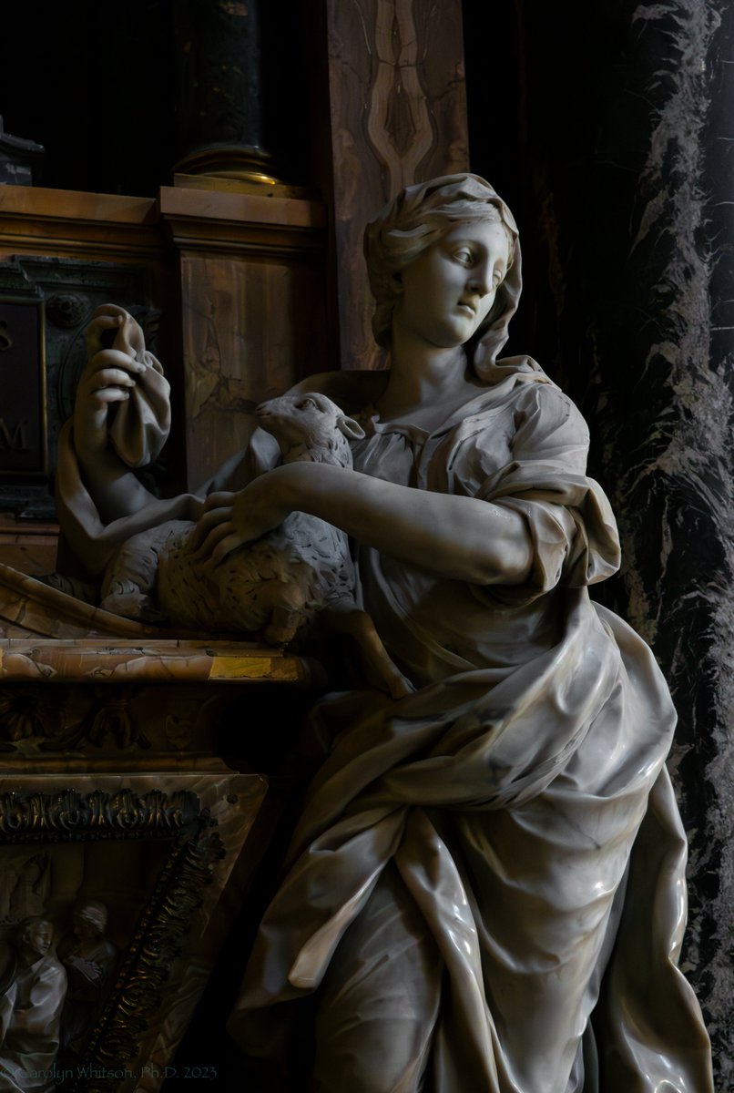 Catching up w/ #SculptureSaturday. A (perhaps) Saint Agnes  languishes in Santa Maria Sopra Minerva, #Roma. @caputmundiHeidi @antmoose @chapps @Ritterton and all y'all.