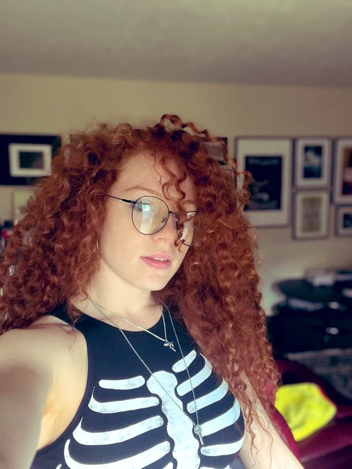 I feel like Halloween needs to be early this year. Anyone else in agreement? https://t.co/uOwB1KHGcn