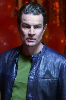 Beyond_TLOU's tweet photo. 3. #Brainiac
While mainly in his #MiltonFine disguise along with him becoming a version of #Brainiac5 in the end, I think James Marsters holds up well as the first live-action Brainiac (or Brain InterActive Contruct) in terms of his motivations and rivalry with Clark Kent https://t.co/3aQXPXNp9C