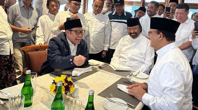 Deklarasi Anies - Muhaimin telah merubah tatanan perpolitikan kita. Mencawapreskan Muhaimin yang konon demi memberi energi baru pada Anies yang memang kurang diminati di Jawa Timur juga bicara tangan - tangan kuat terlibat di sana.

Namun suka tidak suka ini juga membuka pintu