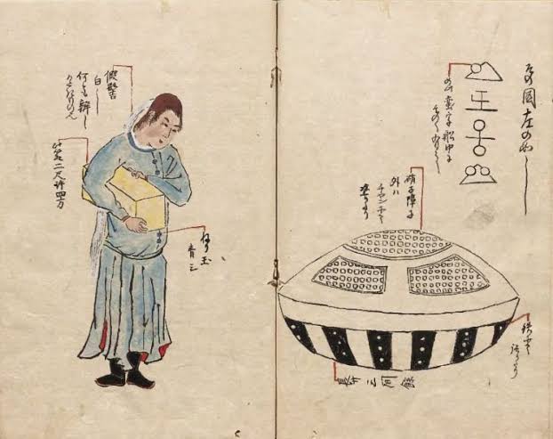 universmystery's tweet photo. Apakah UFO pernah mengunjungi Jepang pada abad ke-19!? Jika tidak, apa makna ilustrasi yang terdapat pada buku kuno berikut ini!?
#threadmisteri #ceritamisteri #UFO #ALIEN #ceritahoror #ceritamistis https://t.co/Im3iRzYVCf