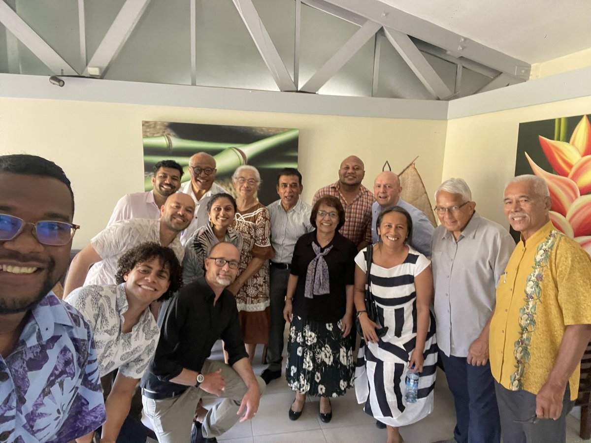 Had a frank and rich discussion during the CSO session with the members of the @PacificElders earlier this morning, including  with H.E @AnoteTong , H.E @Senator_Heine, Amb. @KaliopateTavola, Prof. Konai Helu Thaman, and Prof. Robert Underwood.