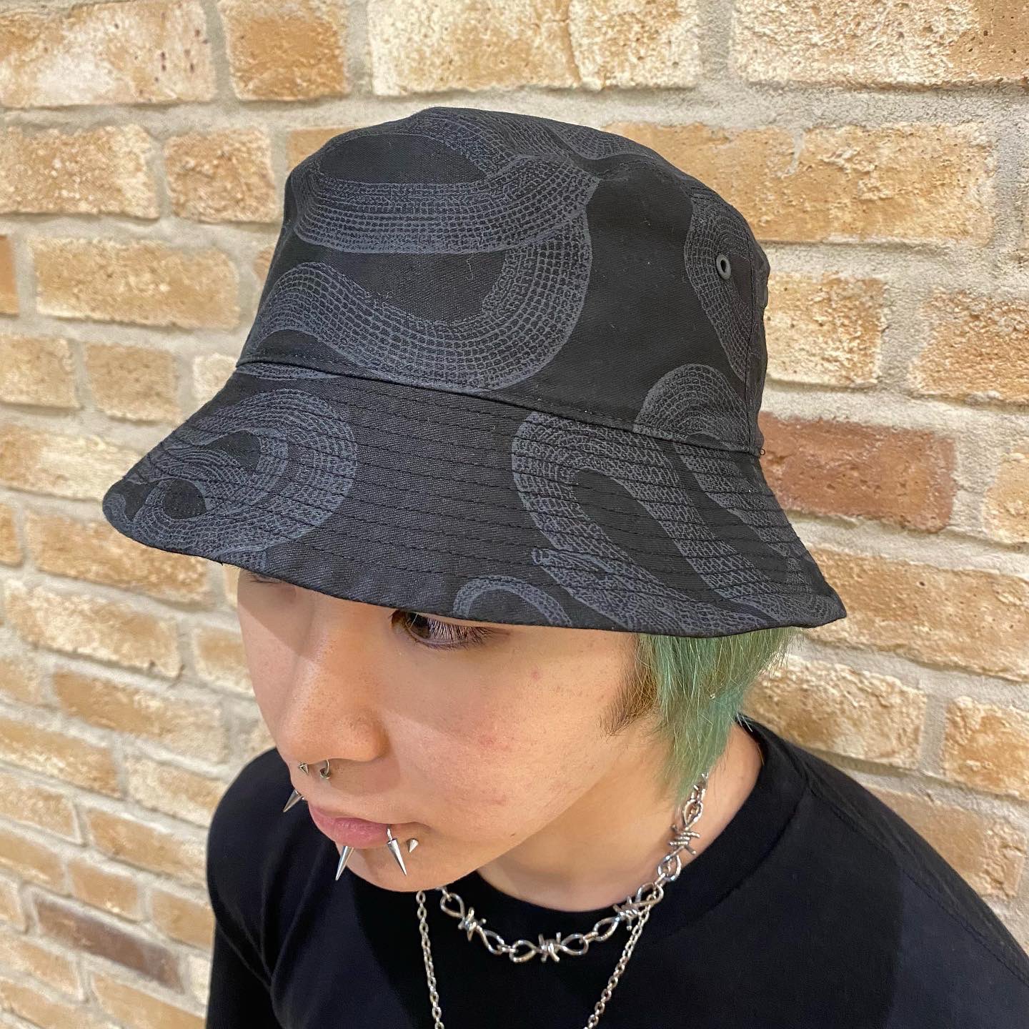 超美品 HYSTERIC GLAMOUR SNAKE LOOPバケットハット OKI☆ROCK オキロック على X: 