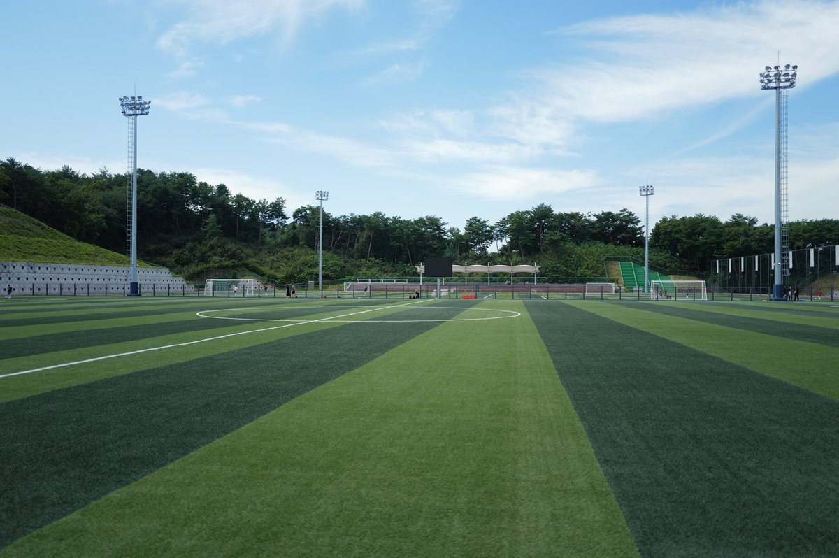 Danielcho75's tweet photo. 주말에 방문한 손흥민축구클럽(춘천), 아이들이 행복하게 축구 하기에 너무 좋은 환경 https://t.co/JLopqZO3aa