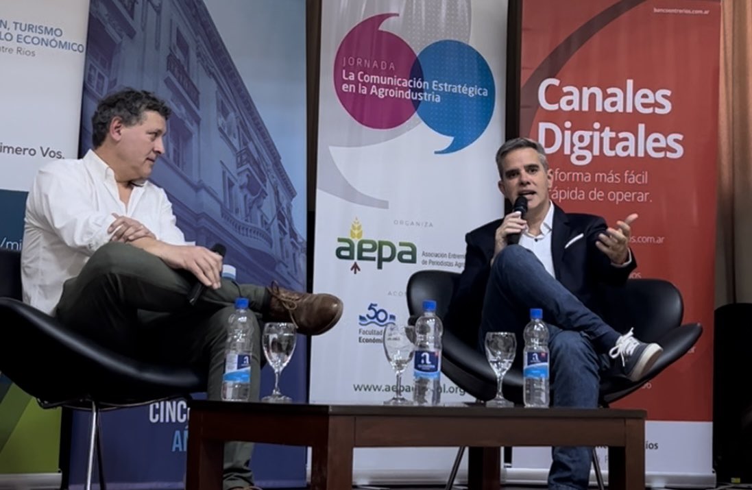 Muchas gracias AEPA, UNER y CAPA por invitarme a disertar en la Jornada “Estrategias de Comunicación en la Agroindustria”. Hablamos junto a <a href="/maximobontempo/">Máximo Bontempo</a> sobre cómo llevamos y aplicamos “la teoría en la realidad”. Saludos a los periodistas agrarios en su día!