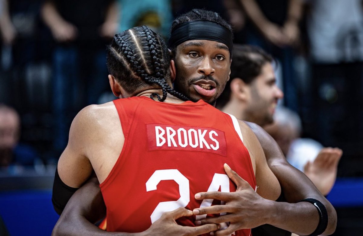 JustEsBaraheni's tweet photo. Canada was down 12 headed into the 4th quarter versus Spain. 

SGA &amp; Dillon Brooks led a heroic 2-way effort to change the entire game 🇨🇦

A THREAD: https://t.co/WsdgRTDZ7g