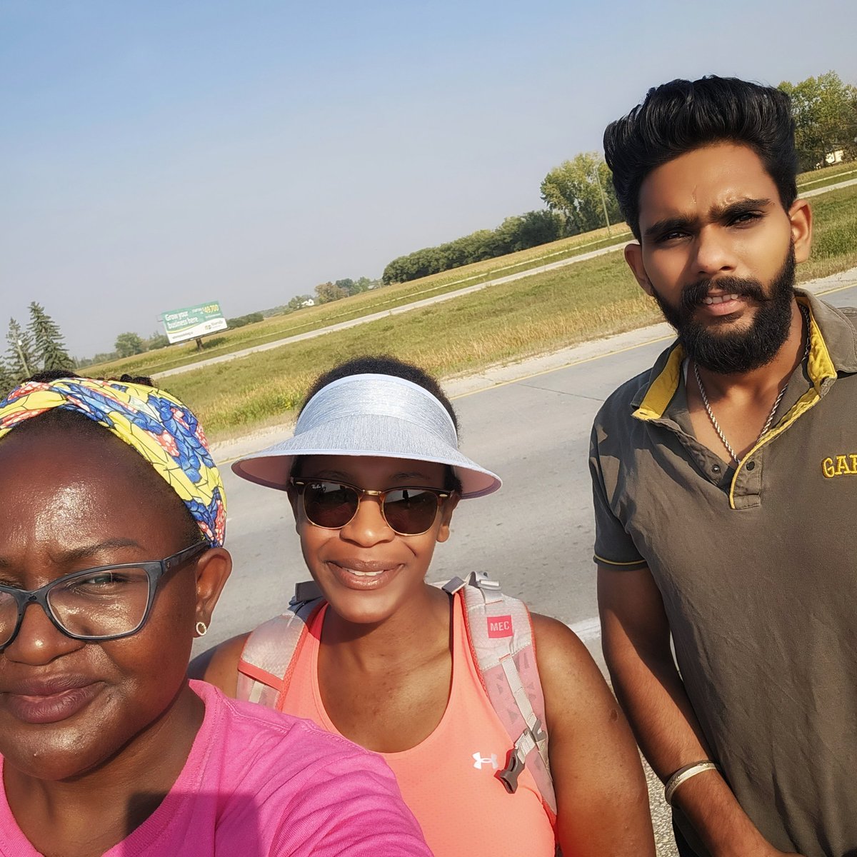 stories_migrant's tweet photo. Day 3 has reached its completion with many good Samaritans along the way. 
As the road gets harder, we pose to wonder the hardships people forced to flee go through. Our #trekforacause doesn't even compare to their journey people embark on seeking safety. @GraceandNelly https://t.co/6h4NiH9hfn