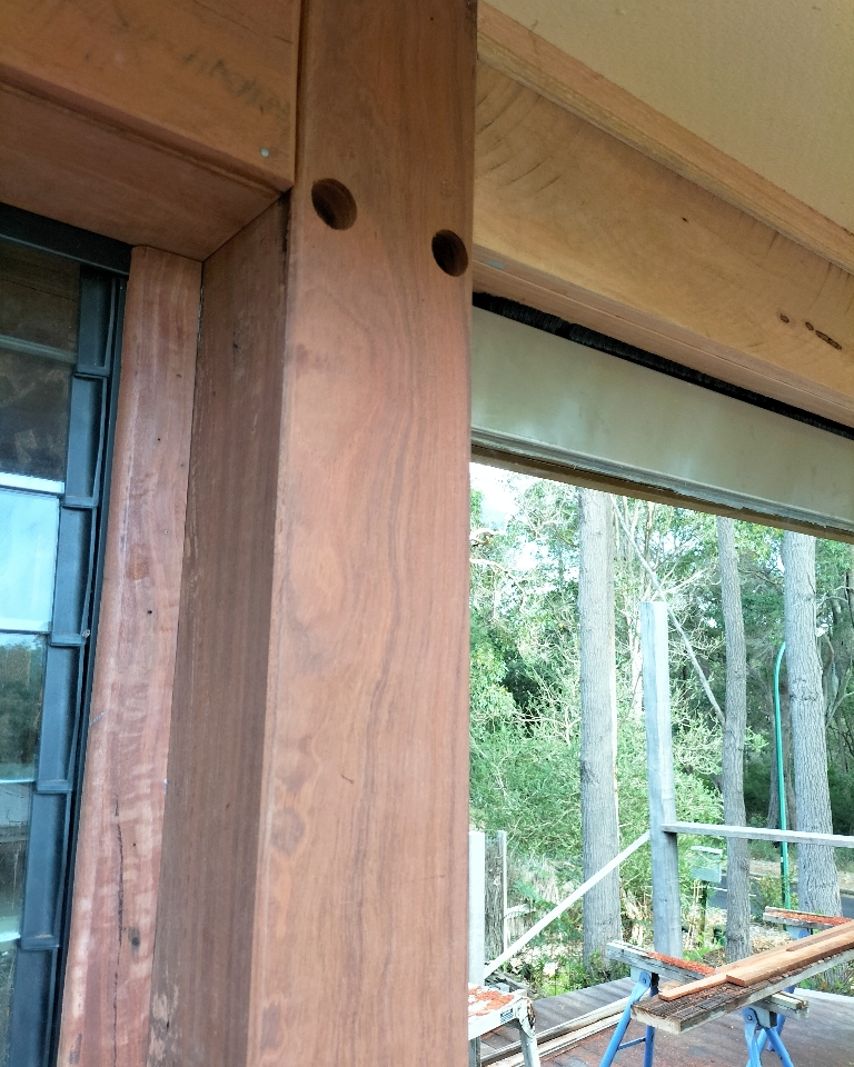 Chippy_Dan_'s tweet photo. Mirror bifolds and timber to hide the track 👌 https://t.co/Na59WrMz3q