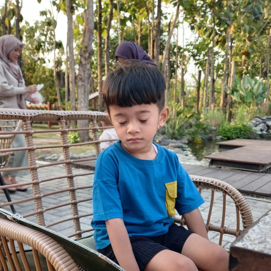 tyanhani's tweet photo. #FotoProfilBaru https://t.co/Z653pwCICR