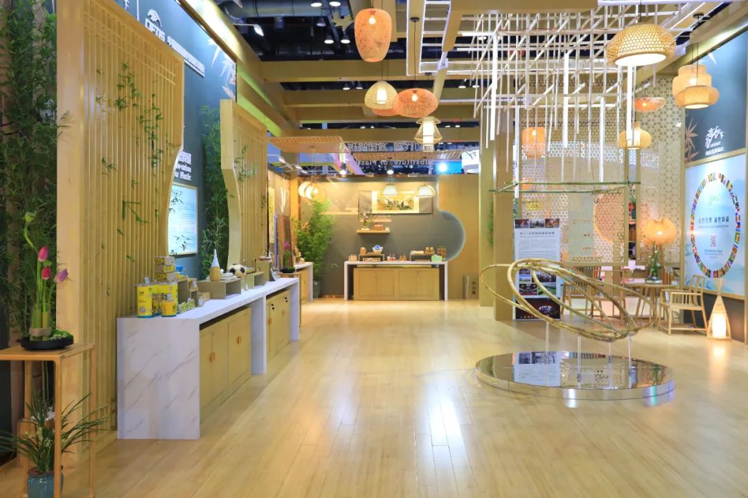 INBARofficial's tweet photo. Come and say hi at @CIFTIS! 🎋🎋🎋

#Bamboo has numerous advantages that make it an ideal alternative material to plastic!

#CIFTIS2023 https://t.co/mnxwVSmhhg