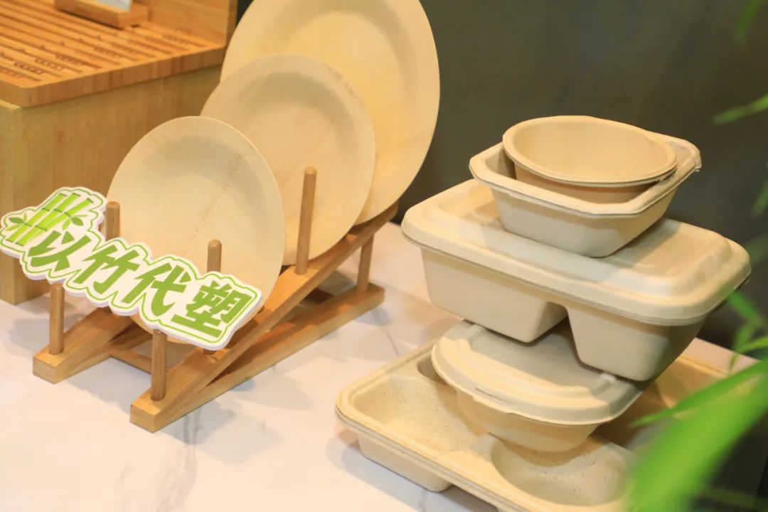 INBARofficial's tweet photo. Come and say hi at @CIFTIS! 🎋🎋🎋

#Bamboo has numerous advantages that make it an ideal alternative material to plastic!

#CIFTIS2023 https://t.co/mnxwVSmhhg