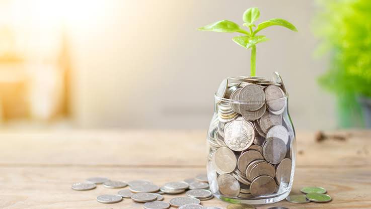 Awal bulan, selamat yg baru gajian. 

Share #tips kalian buat nabung dong, biasa pas habis gajian lgsg dipotong ditabung atau nunggu sisa akhir bulan baru itulah yg ditabung? 

Anw, selamat bekerja utk pejuang cuan 🔥