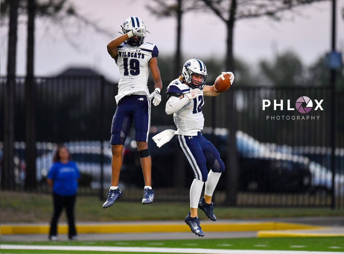 vypesideline's tweet photo. We captured soooo many amazing shots on Thursday at Tomball Memorial vs Cy Creek 💥💥

Browse &amp; Buy: https://t.co/MtSeshLeNz

#sportsphotography #sportsphotographer #footballseason #htxhsfootball #htxfootball #hsfootball #txhssports #htxsports #footballszn #txhsfb https://t.co/CpyAgvXRlN