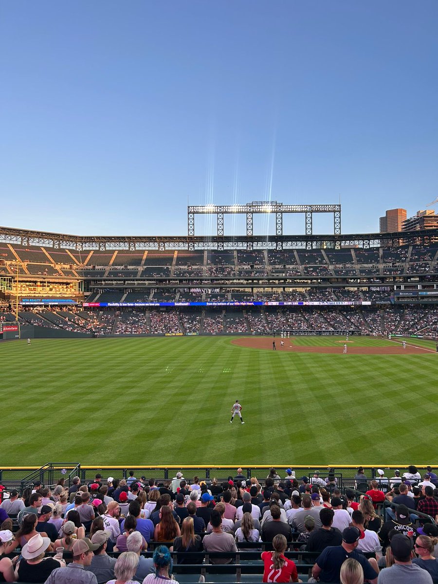FoodandTravelMX's tweet image. Cerramos este día en Denver en el icónico estadio de béisbol Coors Field, la casa los @rockies de Colorado. ¿Sabías que este estado posee 5 equipos deportivos profesionales? Desde béisbol, futbol americano, pasando por baloncesto, hockey y futbol. @visitdenver #visitdenver
