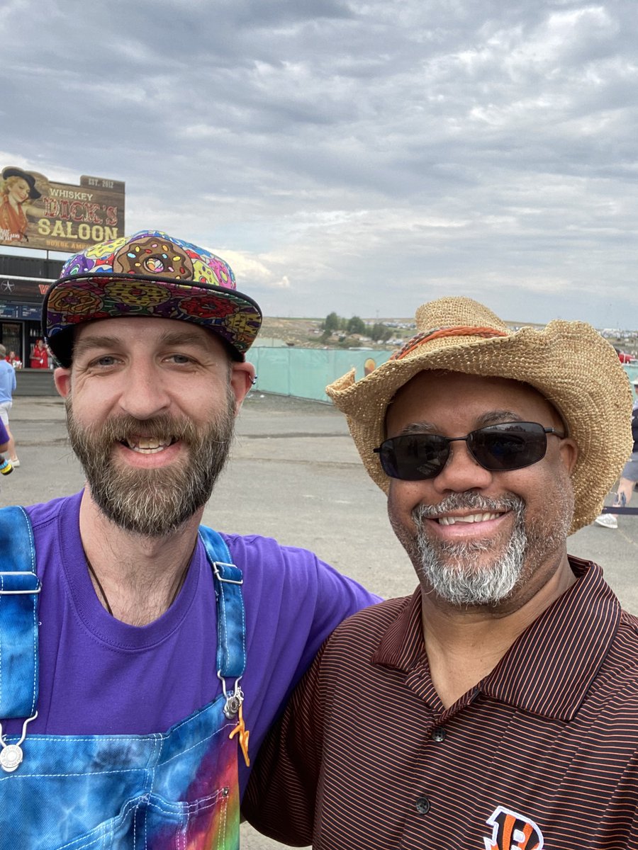 Daily DMB tweet media