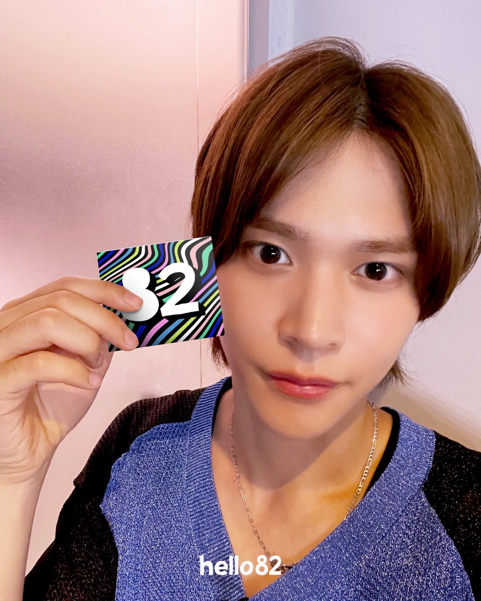 hello82official's tweet photo. RIIZE and shineee🌞 Are y'all ready for these new rookies?? Guess what video we shot with them... 🤔🧍‍♂️

@RIIZE_official will be on hello82!
📆 Sept 7th @ 11AM KST
📍 https://t.co/MFI3ri59sg 

#RIIZExhello82 #RIIZE #hello82 https://t.co/BVILOKOkwN