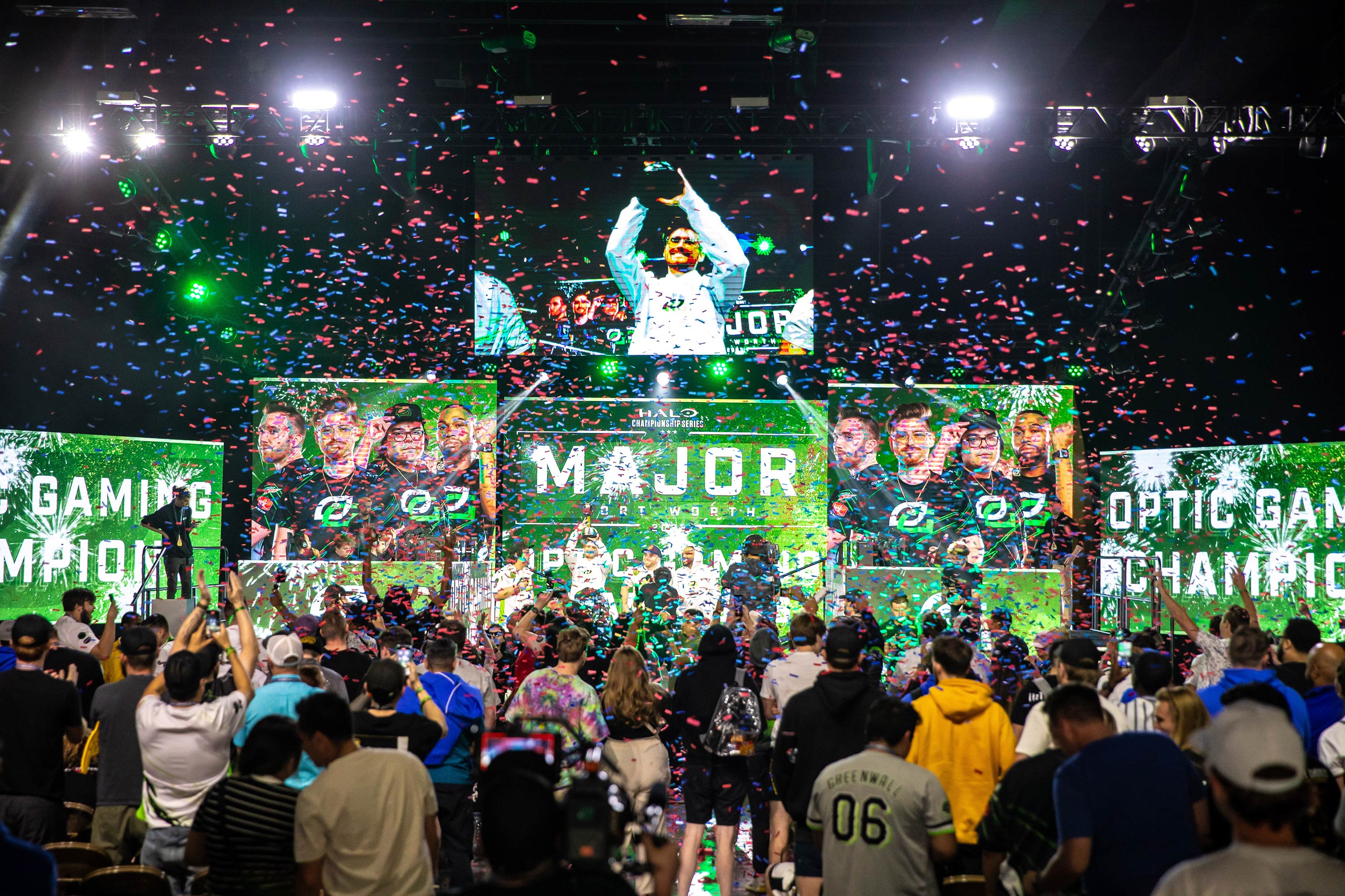 OpTic celebrates their win on the H C S Fort Worth Major 2023 main stage