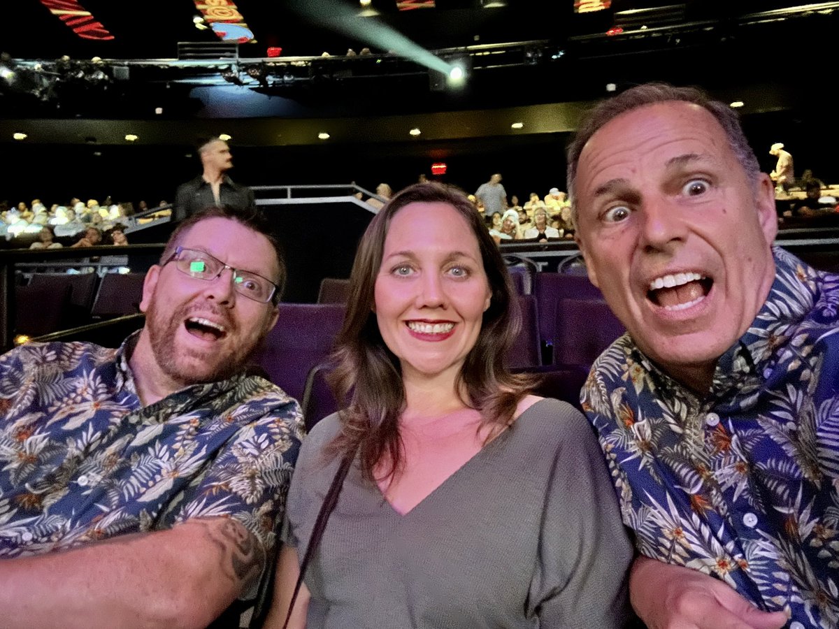lensavoy's tweet photo. @CrissAngelLive Freaking it on! https://t.co/mUC2bLfUyp