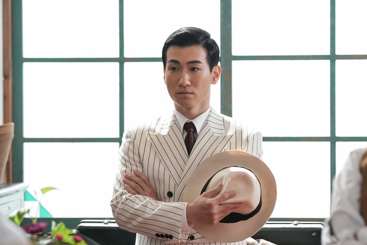 stkgz_official's tweet image. ‼️情報解禁‼️

小栗基裕（#Oguri）朝ドラ出演決定❗️

10/2～放送開始
NHK連続テレビ小説『#ブギウギ』

趣里さん演じる花田鈴子が出会う
梅丸楽劇団トップダンサー
中山史郎役で出演✨

ダンスシーンも必見です🕺

🔗nhk.jp/boogie

#小栗基裕 @motostkgz 
#stkgz @asadora_bk_nhk