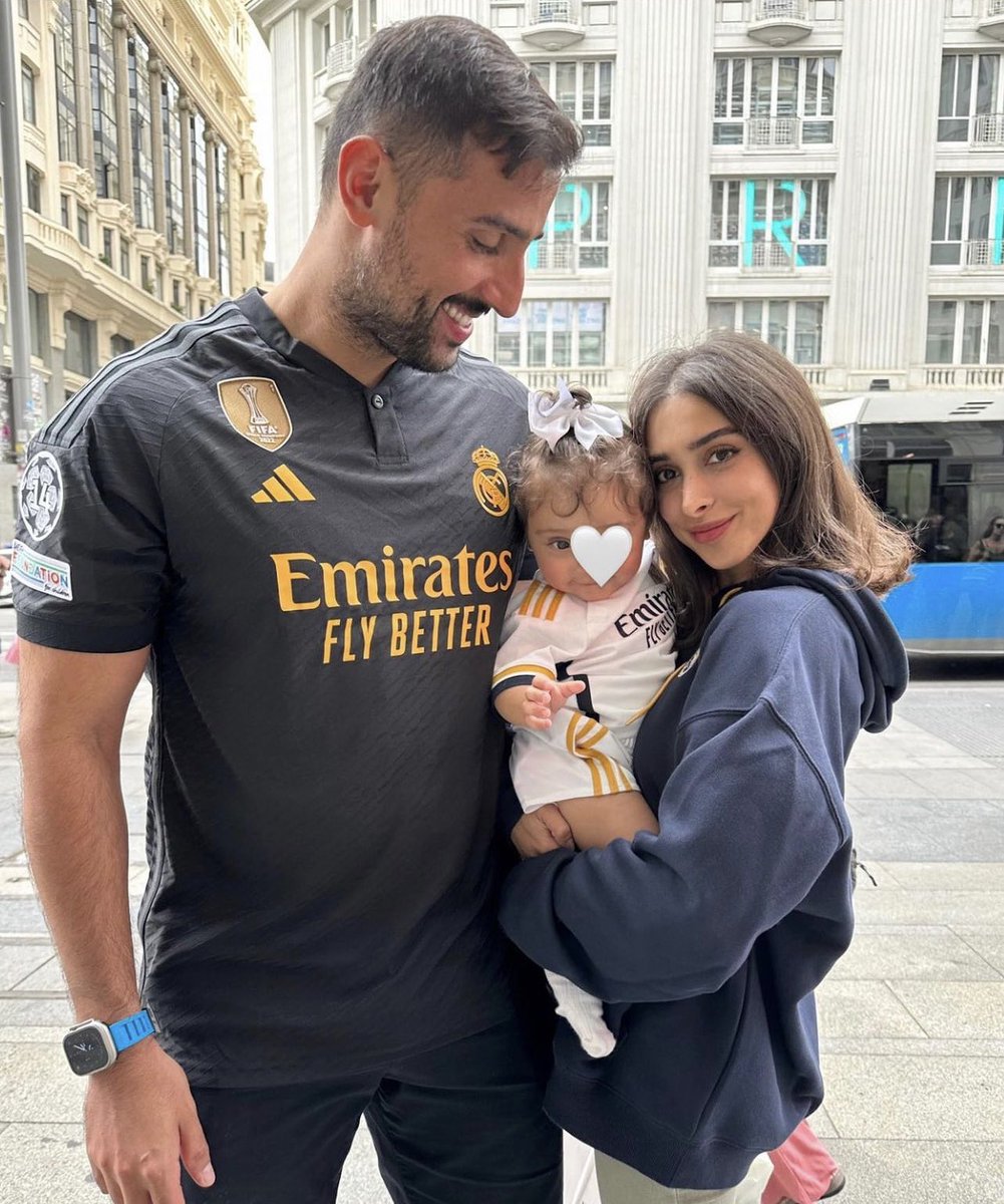 قورجس tweet media