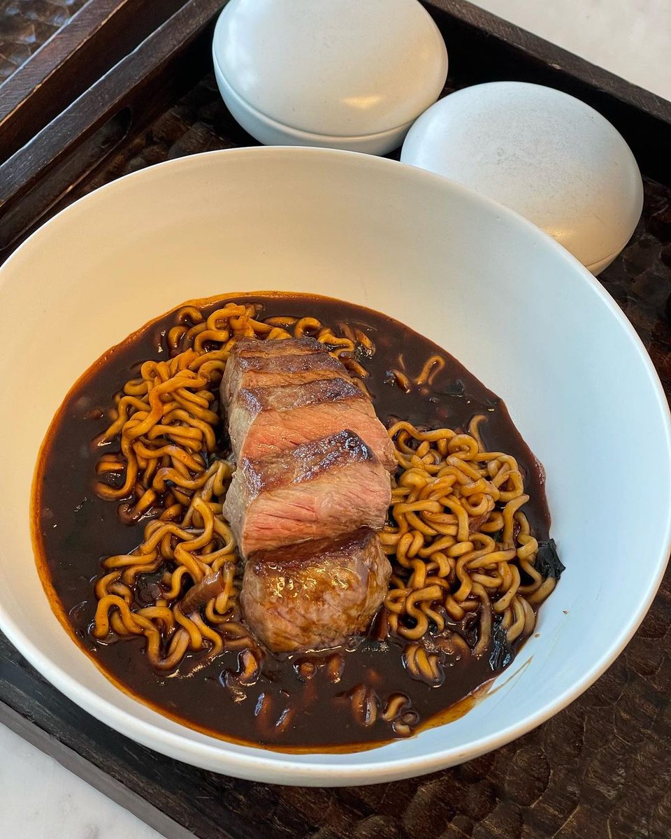 Michell80240558's tweet image. !ʚ◡̈⃝ɞ (๑❛ڡ❛๑)☆Delicious food should be eaten in the stomach, and cute people should be put in the heart. ✨🎀🎉