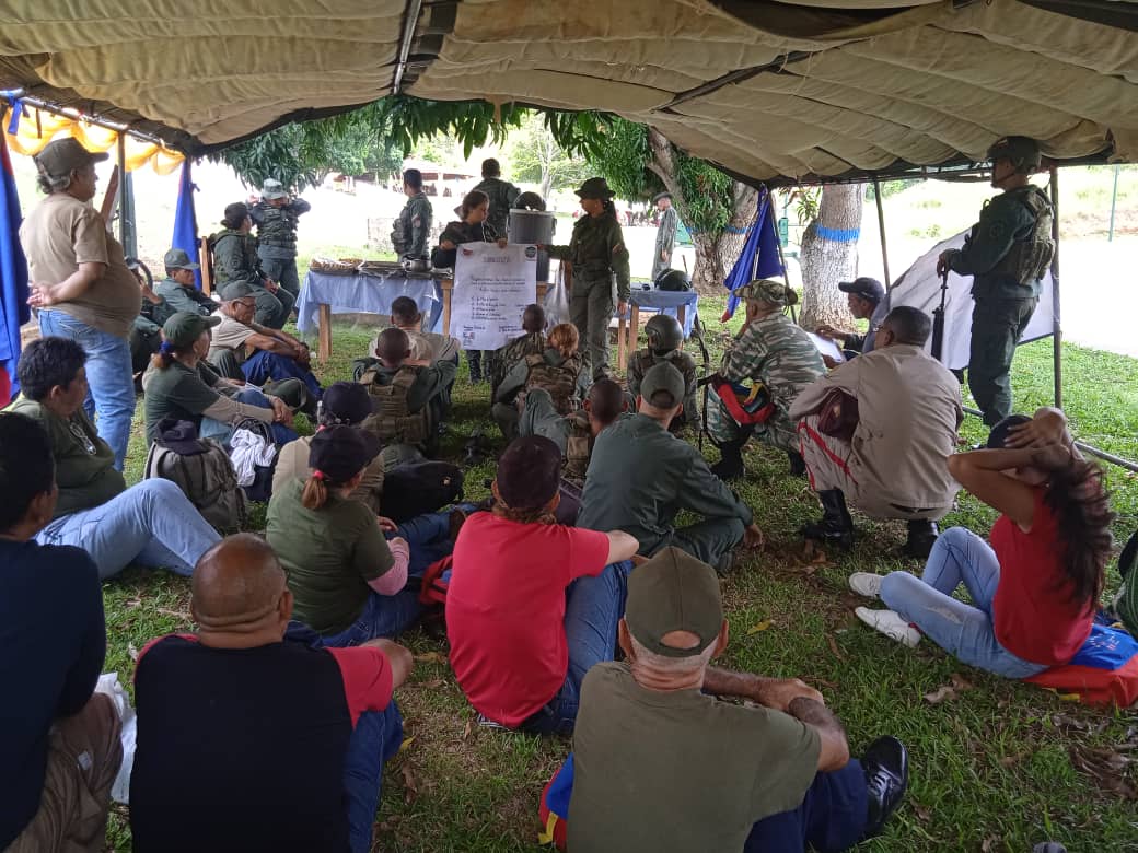 Central Bolivariana CBST tweet media